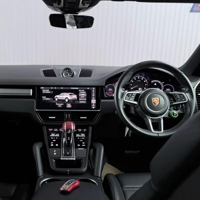 Porsche Cayenne Coupé E-Hybrid 3.0 V6 2021 รูปที่ 10
