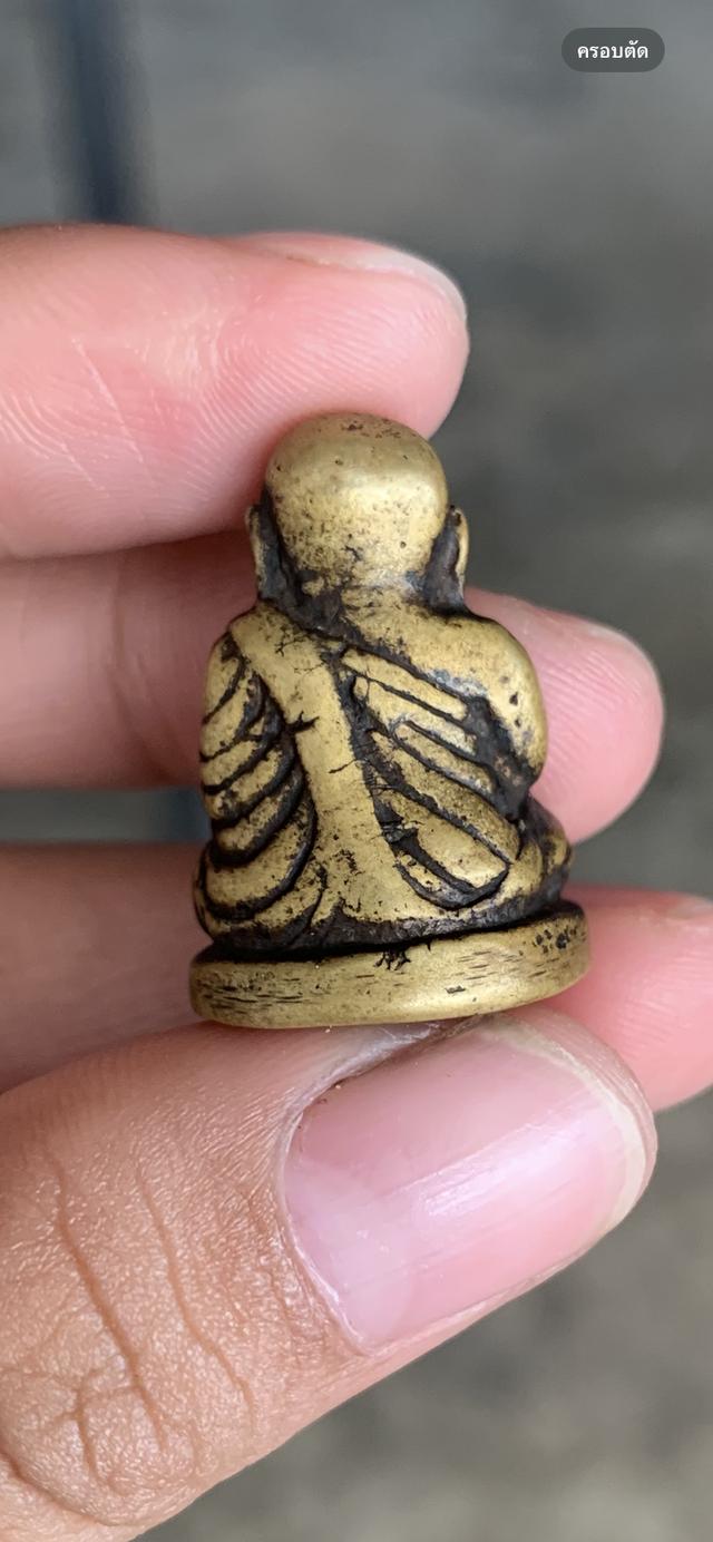 รูปหล่อหลวงพ่อเงิน 2