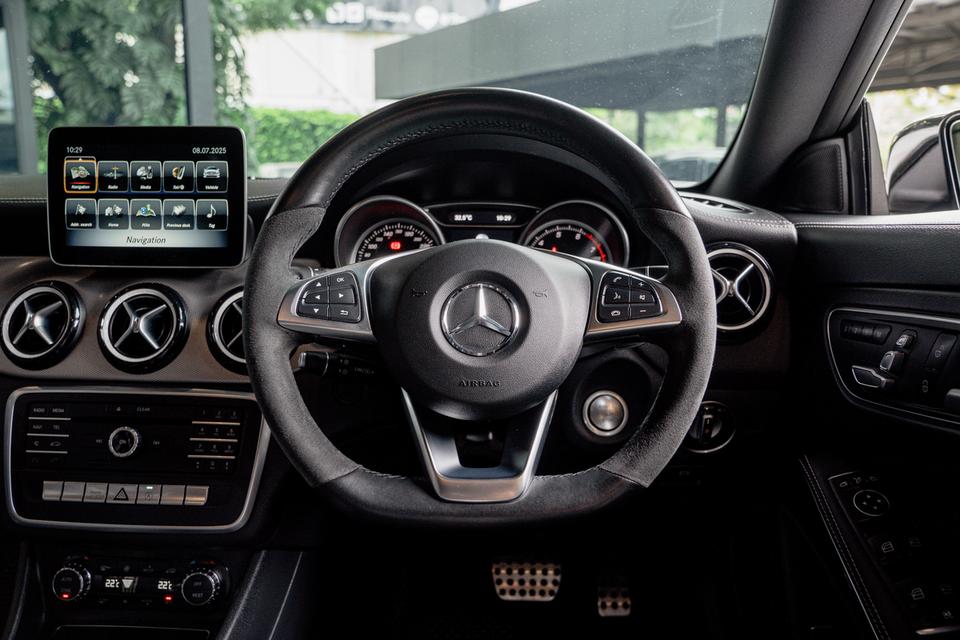 Mercedes-Benz CLA250 AMG White Art Edition ปี 2018 ⭐️เข้าใหม่! 𝐂𝐋𝐀𝟐𝟓𝟎 รุ่น𝐋𝐢𝐦𝐢𝐭𝐞𝐝 วิ่งน้อย 𝟖𝟑,𝐱𝐱𝐱 𝐤𝐦. 👀