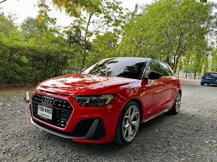 Audi A1 ปล่อยขายด่วน 1