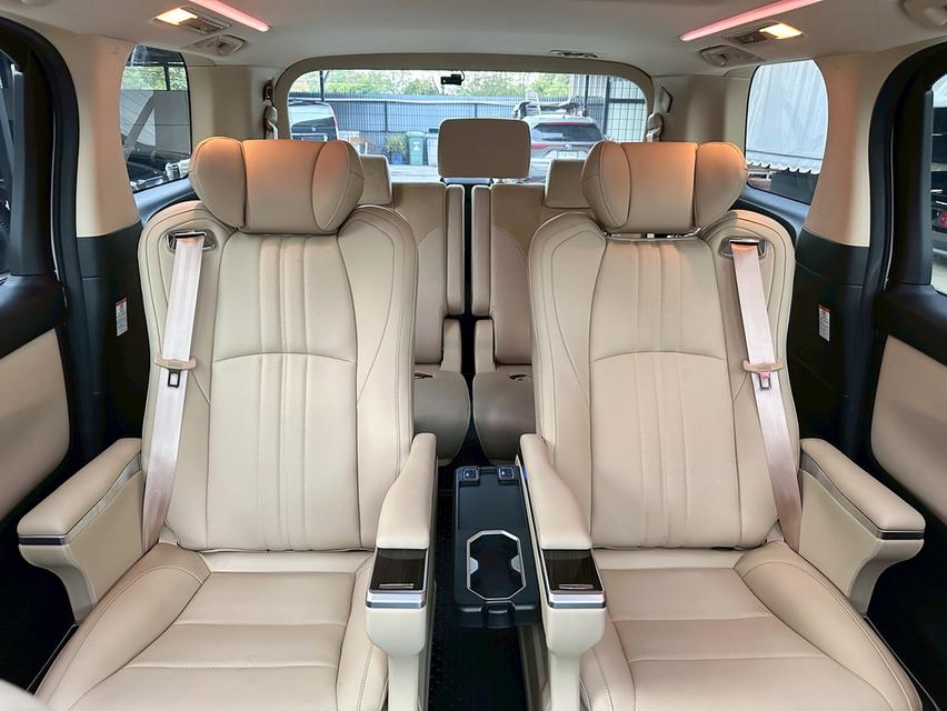 ขาย Toyota Vellfire 2.5 Hybrid ปี20 16