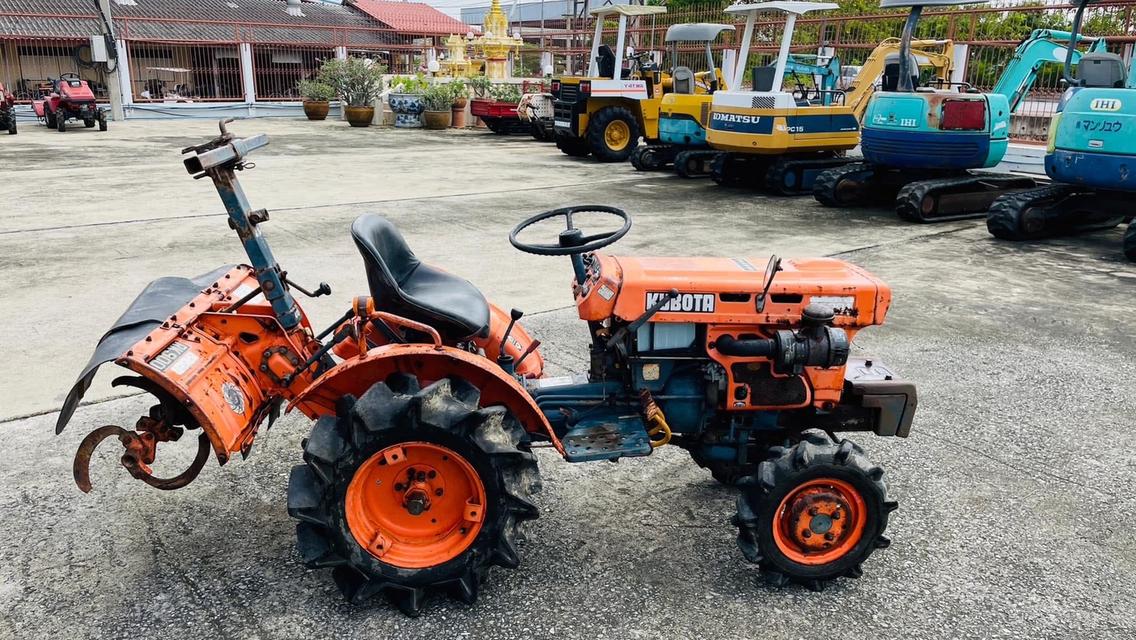 รถไถ Kubota B5001 พร้อมโรตารี่