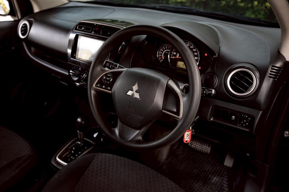Mitsubishi Mirage 1.2 GLX ปี 2018 ออโต้ สีดำ  12