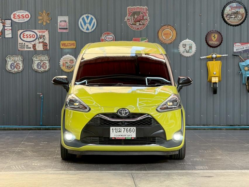 TOYOTA SIENTA 1.5 V ปี2020สีสันโดดเด่น สภาพกริ๊บๆ ออพชั่นเต็มคัน 3