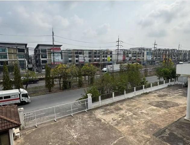 รหัสC6919 ขายโรงงานเนื้อที่เกือบ 3ไร่ พื้นที่สีม่วง ย่านนิคมอุตสาหกรรมลาดกระบัง ฉลองกรุง ใกล้ศูนย์กระจายสินค้า ICD 2