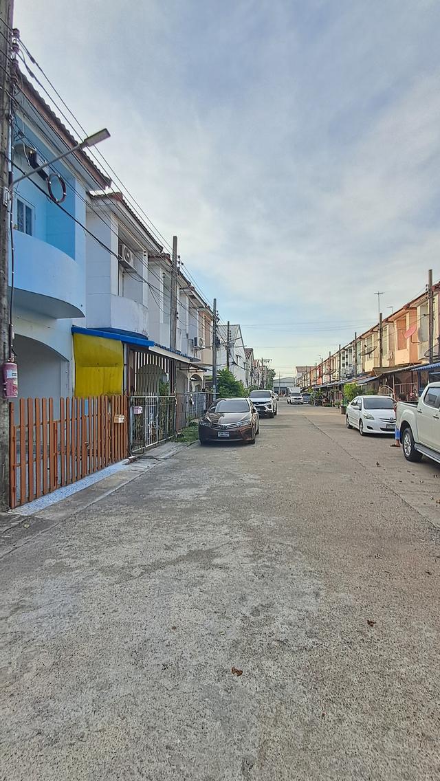 บ้านสวย สายไหม เพิ่มสิน 56 ใกล้ โรงพยาบาล ตลาด โรงเรียน วัด การเดินทางสะดวก ใกล้จุดขึ้นลงทางด่วน มอเตอร์เวย์ เข้าออกได้หลายทาง สงบ เหมาะกับการพักผ่อน 16