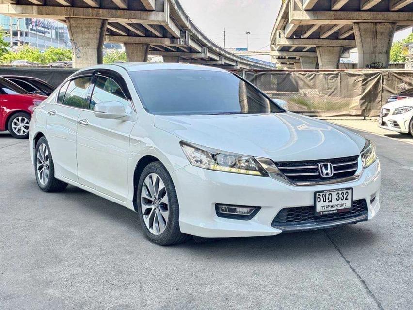 รหัสรถ WMT332 Accord 2.4 EL NAVI ปี 2014