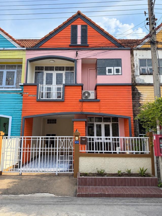 ให้เช่าบ้าน ทาวเฮ้าส์ 2 ชั้น หมู่บ้าน อู่ทองเพลส4, ลำลูกกา คลอง3,  ซอยเปียร์นนท์, ปทุมธานี ค่าเช่า 12,000 บาท/เดือน สนใจติดต่อ 0622826264 หมวย 1