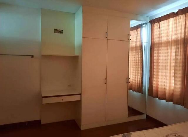 ให้เช่า บ้านเดี่ยว หมู่บ้านอยู่เจริญ 542 ซอยประชาราษฎร์บำเพ็ญ 24 ใกล้สนง.เขตห้วยขวาง เหมาะอยู่อาศัย เดินทางสะดวก 11