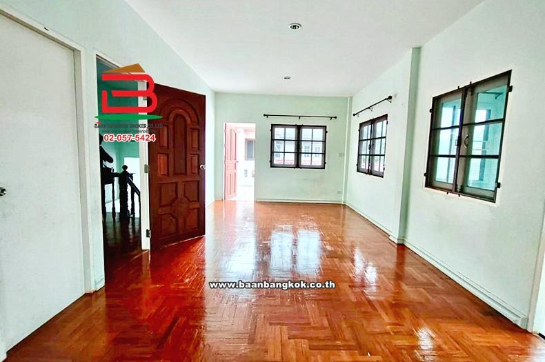 บ้านเดี่ยว เนื้อที่ 64 ตรว. หมู่บ้านปรารถนาคันทรีโฮม ใกล้โรงพยาบาลธัญบุรี เขตธัญบุรี ปทุมธานี 12