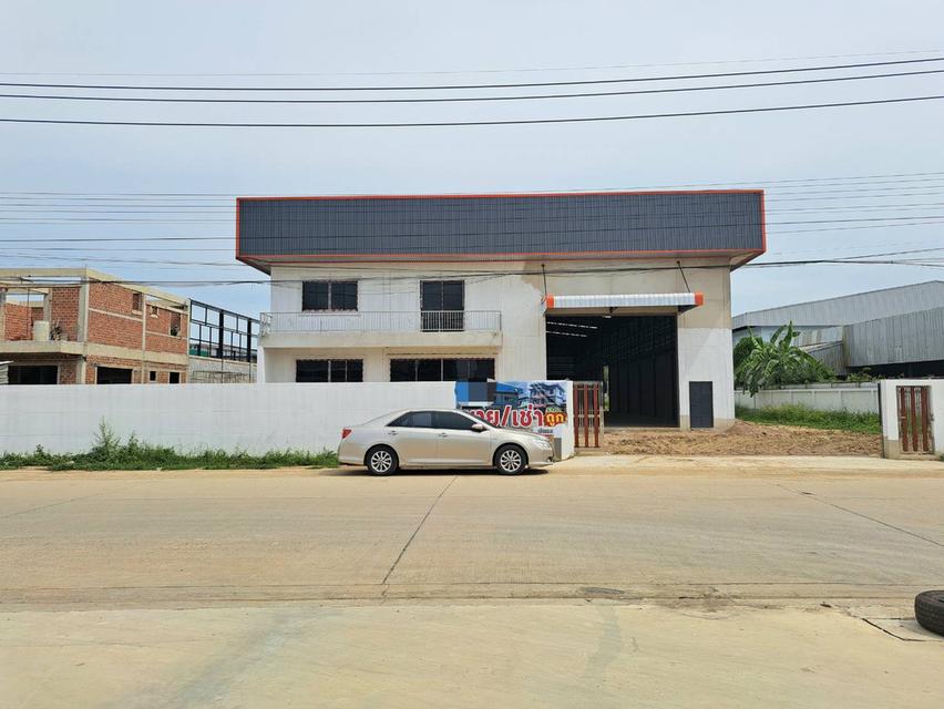ขายโรงงานพร้อมออฟฟิศ 2 ชั้น 1 ไร่ 20วา 20 ล้าน ถนนกว้าง รถตู้คอนเทนเนอร์เข้าออกสะดวก กระทุ่มแบน สมุทรสาคร ซอยพันธุวงษ์ 2