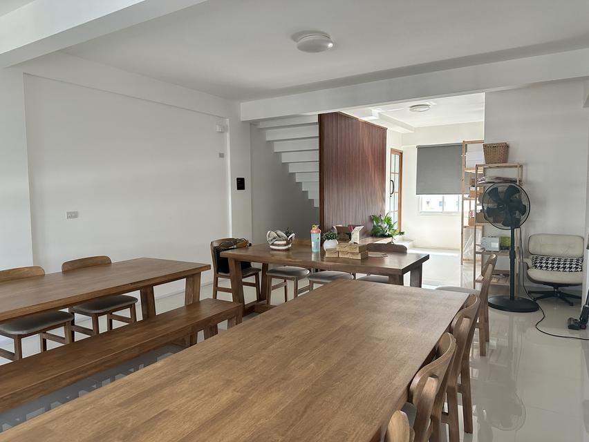 อาคารพาณิชย์ Vizio Romklao-Suvanabhumi 11