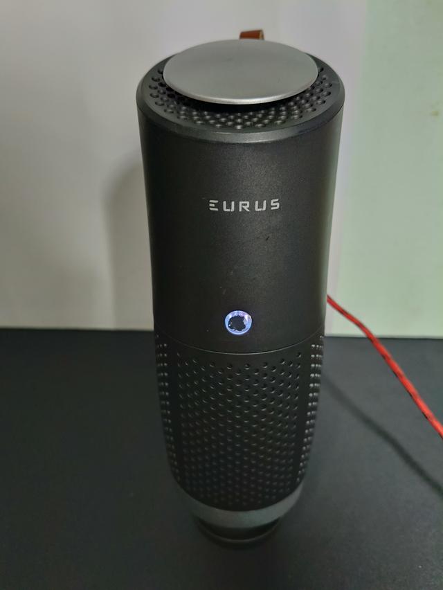 เครื่องฟอกอากาศในรถยนต์ EURUS ขนาดพกพา กรองฝุ่น PM2.5