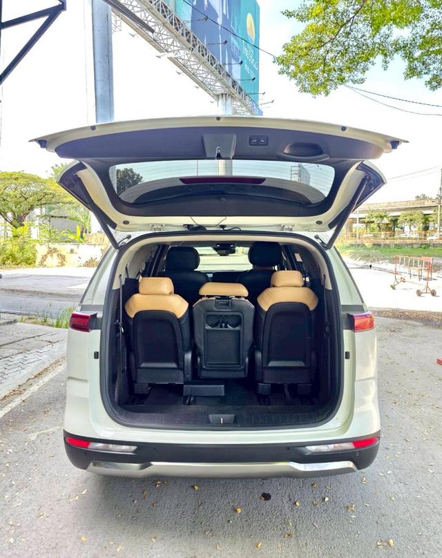 Kia grand carnival 2.2 EX สีขาว ปี 2022 ไมล์ 140,000 กม. 7