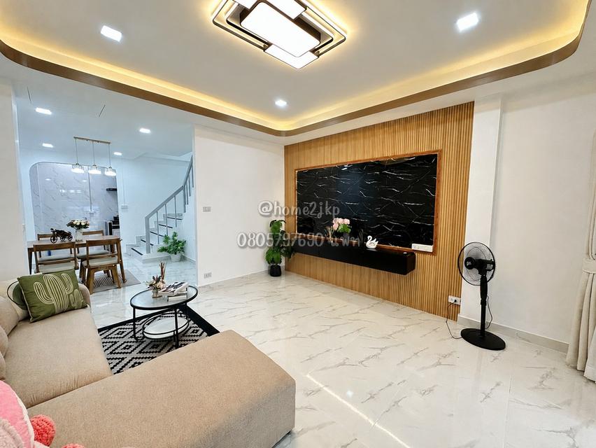 หมู่บ้านจิราธร ซอยรามคำแหง 152 บ้านรีโนเวทใหม่ รามคำแหง-สะพานสูง 4