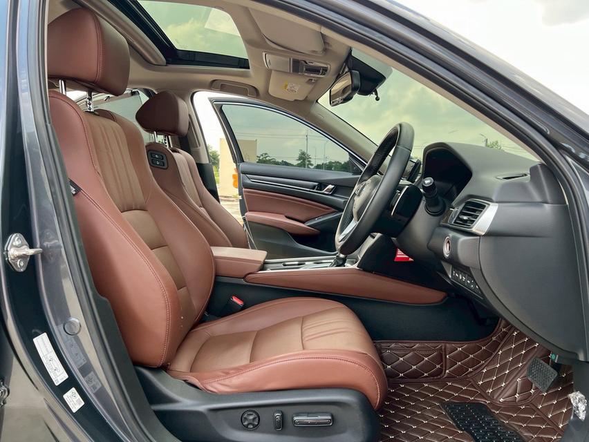 Honda Accord 2.0 eHEV TECH ปี 22 Top Sunroof  16