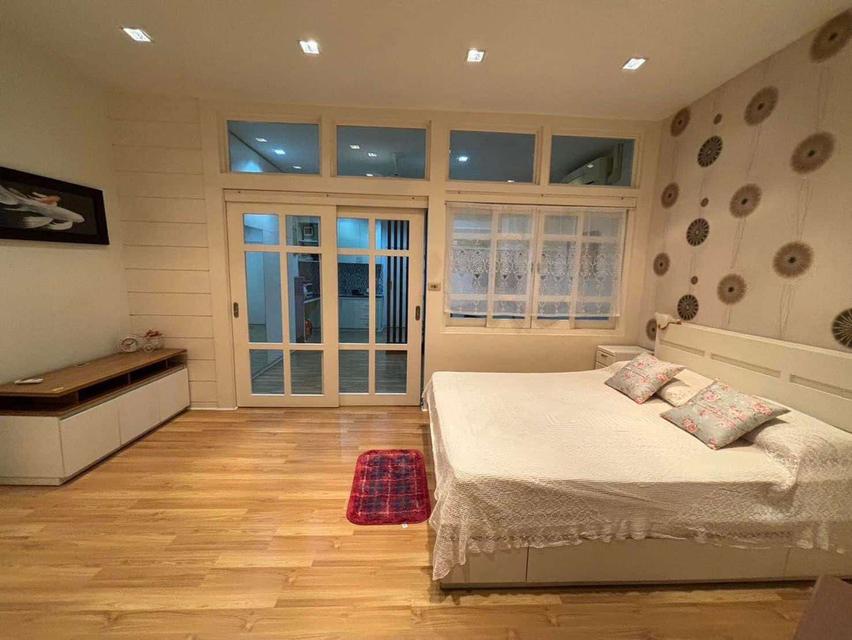 🛋️ คอนโด 1 นอน ห้องกว้างพิเศษ 47 ตรม. วิวแม่น้ำสวยชัด เพียง 12,000.- พร้อมอยู่ทันที! 🔑 1