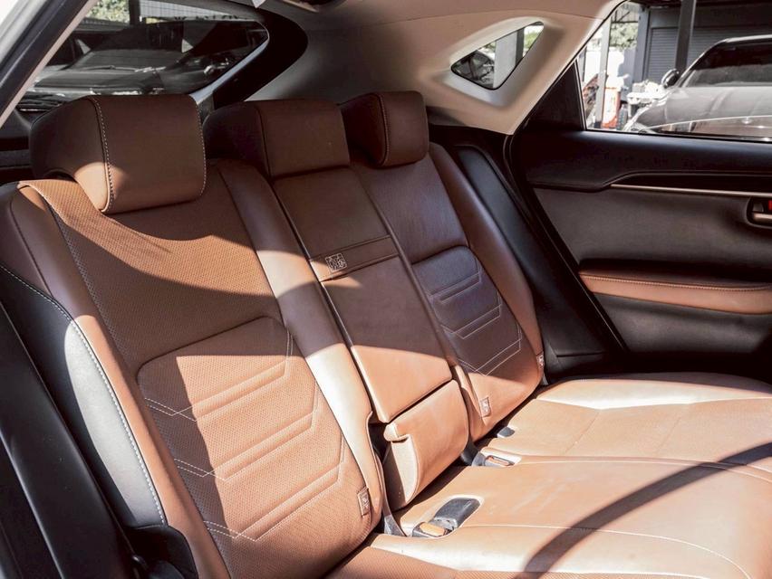 รหัสรถ 67GG2230 Lexus NX300h 2015 Luxury รูปที่ 6