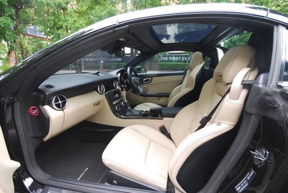 2012 Mercedes Benz SLK 200CGI AMG auto 17