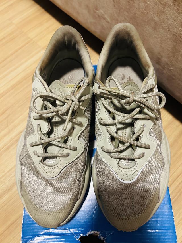 ส่งต่อรองเท้า adidas มือ 2 แบนด์แท้จาก Shop  9