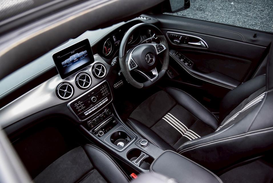 รหัสรถ CBL1090 Mercedes-Benz CLA250 AMG Dynamic [White Art Edition] AT 2019 13