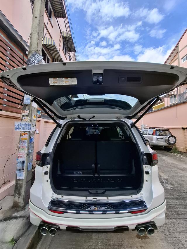 ขายบ้านรถฟอจูนเนอร์ปี2018 2.4V สีขาว มือเดียวเข้าศูนย์ตลอด เลขไมล์ 107845km 14