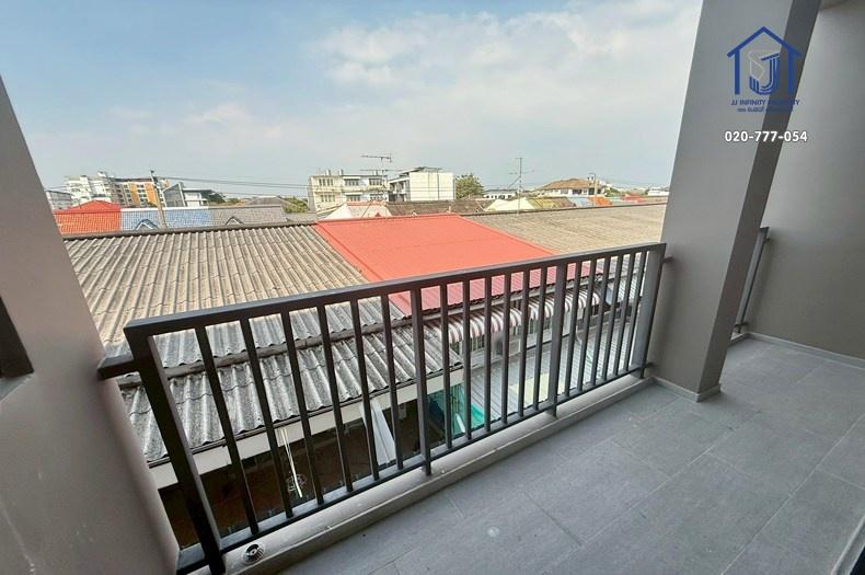 ขายโฮมออฟฟิศ 3.5 ชั้น บริทตัน ซอยลาดพร้าว 41 แยก 16 พร้อมลิฟต์ส่วนตัว ใกล้MRT สถานีภาวนา 15