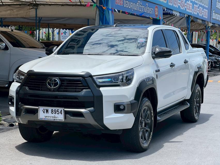รถมือเดียว วิ่งน้อย สภาพดี Toyota Revo 2.4 Prerunner Rocco เกียร์ออโต้