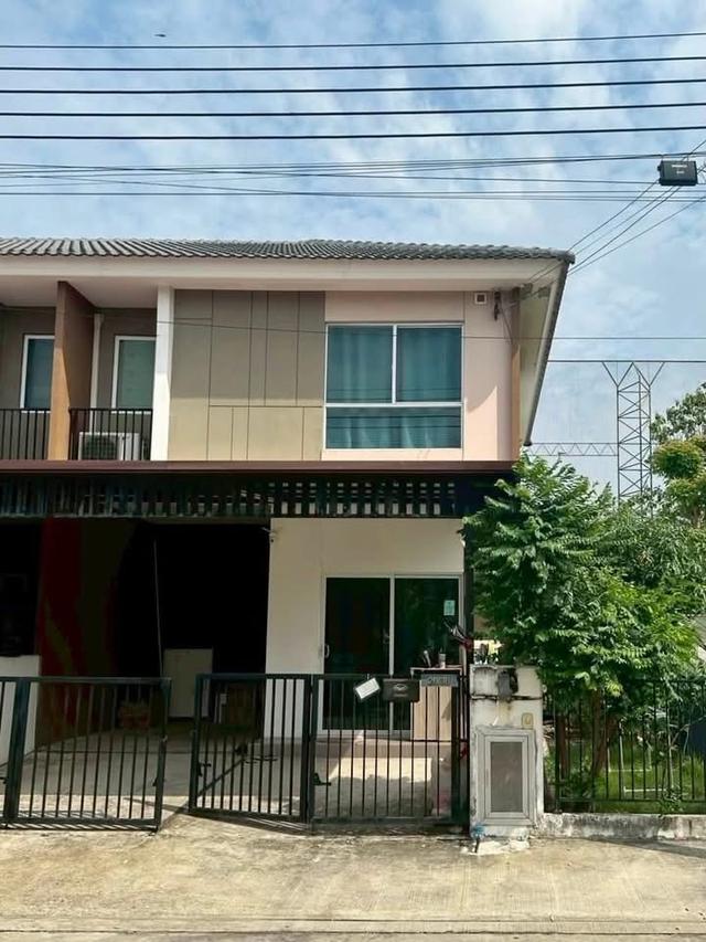 ขายด่วน!! The Connect 54 (เดอะคอนเนค 54) รามอินทรา - มีนบุรี 2 ทาวน์โฮมหลังมุม ขนาด 25 ตร.ว. ใกล้ MRT สถานีมีนบุรี แฟชั่นไอส์แลนด์ ทางด่วนรามอินทรา  1