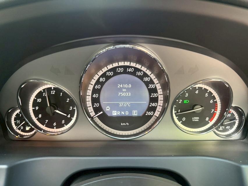 (แจ้งรหัสรถ PEAT608) 🔥 Mercedes-Benz E 200 Cabriolet AMG Dynamic (W207) ปี 2011 รูปที่ 14