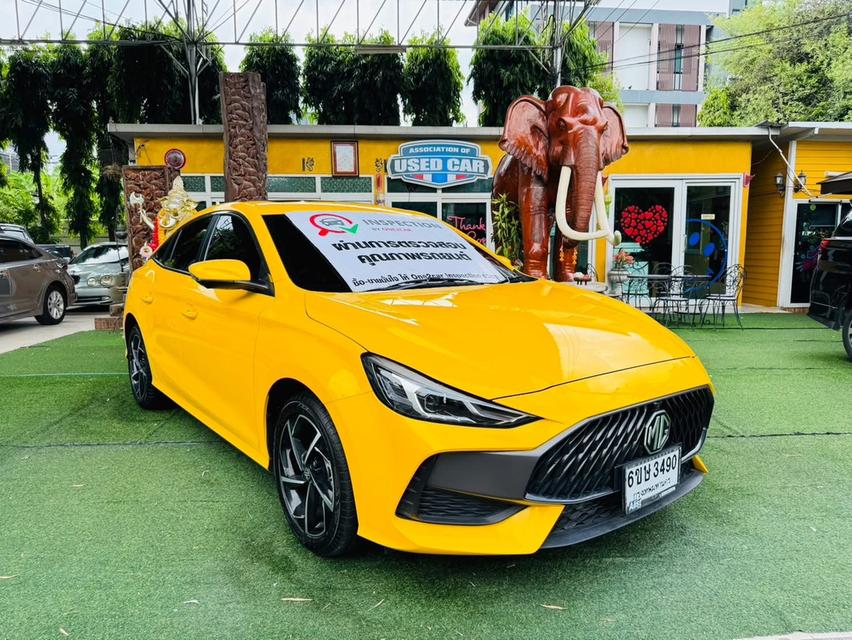 MG 5 รุ่น D+PLUS SUNROOF เครื่อง 1.5cc AUTO ปี 2025 3