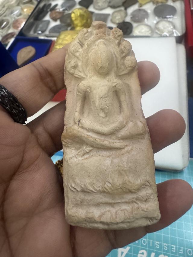 พระกรุเนื้อดินไม่ทราบที่