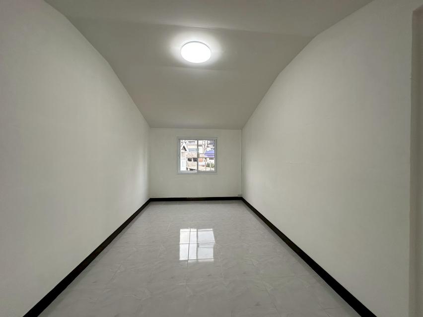 ให้เช่า!! ทาวน์โฮม 3 ชั้น บ้านลูกกอล์ฟ พรีเมี่ยม ( หลังมุมถนนเมน ) ตรงข้ามไม่ชนใคร เมืองทองธานี ปากเกร็ด รีโนเวทใหม่ บ้านพร้อมเช่าทันที 16