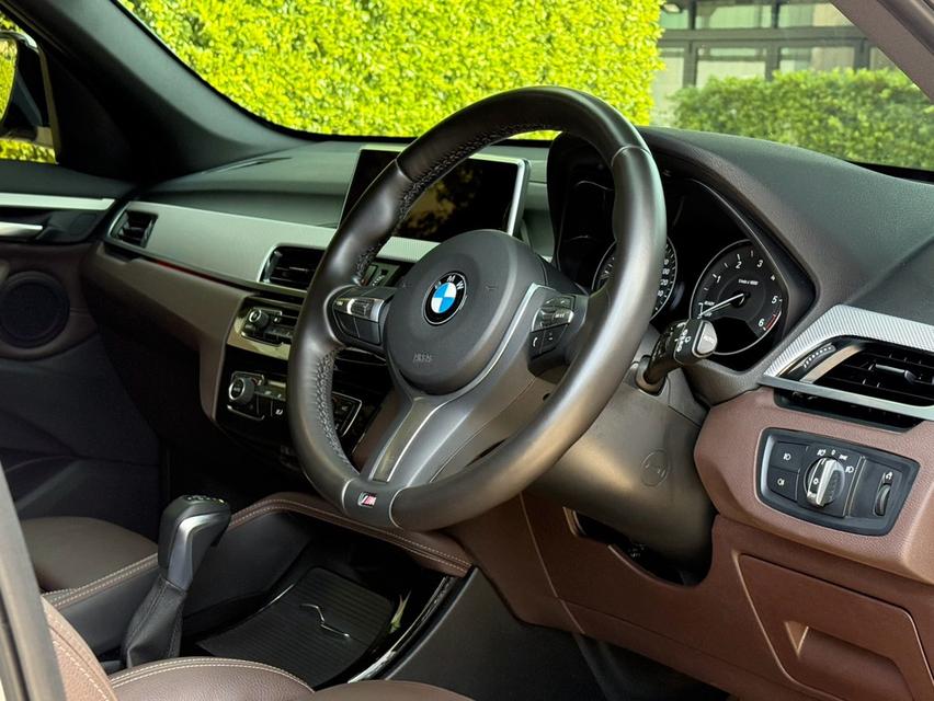 2020 BMW X1 20D MSPORT รถมือเดียวออกป้ายแดง รถวิ่งน้อยเพียง 70,000 กม เข้าศูนย์ตามระยะ รถไม่เคยมีอุบัติเหตุครับ 10