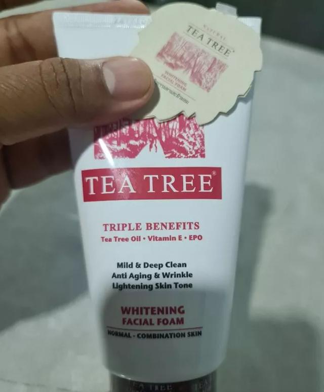 Tea Tree โฟมล้างหน้าสูตรขาวกระจ่างใส 2