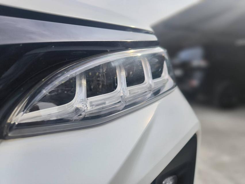 TOYOTA FORTUNER, 2.8 LEGENDER Black Top 2 WD ปี 2021 รูปที่ 17