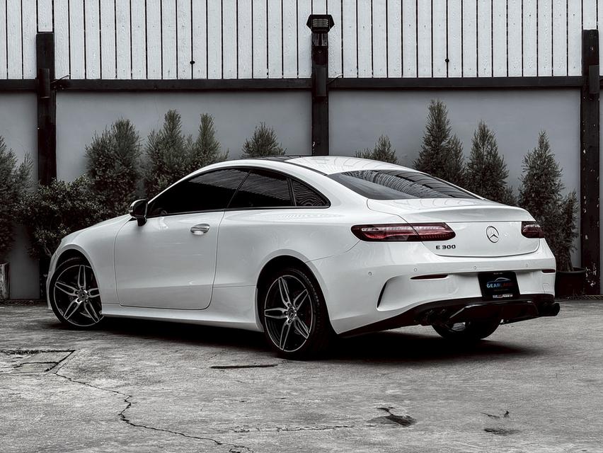 Mercedes-Benz E300 AMG Dynamic Coupe