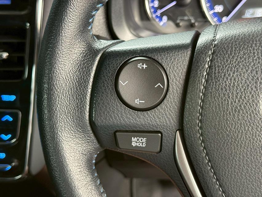 Toyota yaris 19