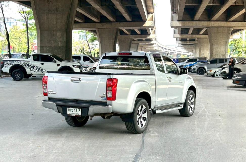 2015 Isuzu D-Max 2.5 Hi-Lander VGS Z เกียร์ MT รถสวยมือเดียว ฟรีดาวน์ รูปที่ 2