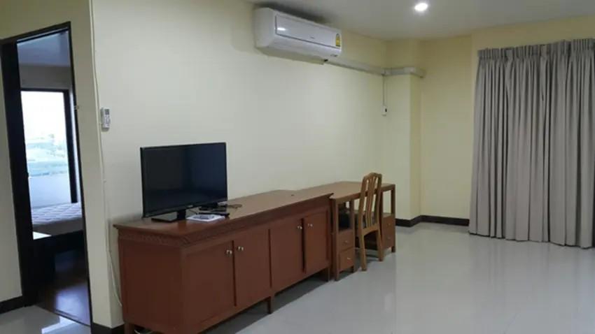 ขาย คอนโดบางนา คอมเพล็กซ์ 3 ห้องนอน 3 ห้องน้ำ ขนาด 189.97 ตร.ม. ย่านบางนา 1