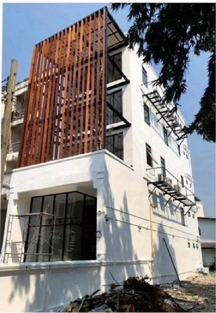 สุขุมวิท58-64 10แอร์ BTSบางจาก 500 ม. ให้เช่าโฮมออฟฟิศ 5 ชั้น 360ตร.ม. 19ตร.วา. รร.นานาชาติ แองโกล สิงคโปร์ 600 ม. 5ห้อง