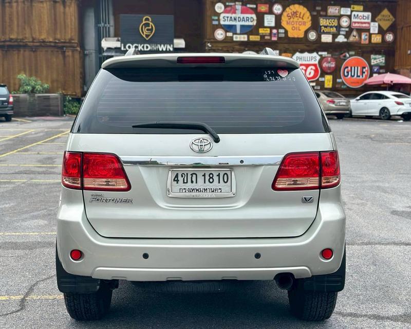 Toyota Fortuner 3.0 V เกียร์ Auto ขับ 4 สีบรอนซ์ทอง ปี2006 6