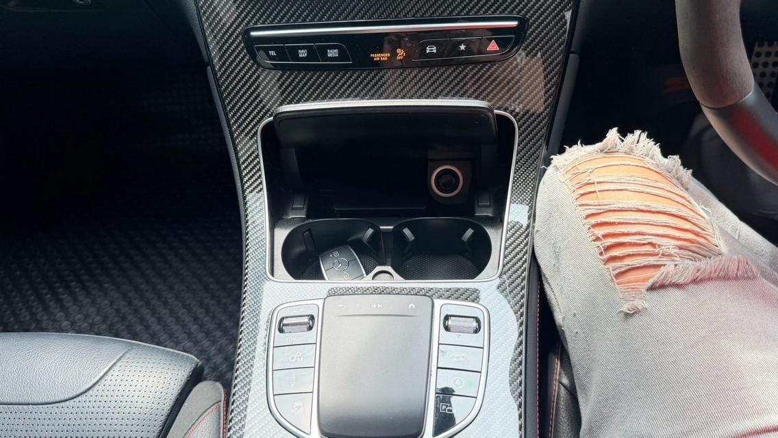 2020 BENZ GLC 43 COUPE 4 Matic สีขาว Milage 82,XXX KM รถสวย ไม่มีอุบัติเหตุ เซอร์วิส ตามระยะ รูปที่ 16
