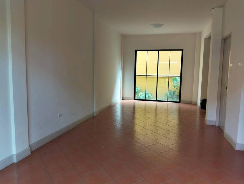 ขายบ้าน 2 ชั้น หมู่บ้านพาลาซเซตโต้ วังน้อย 4