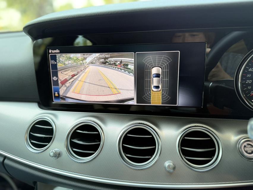 Mercedes Benz E220d Sport รูปที่ 15