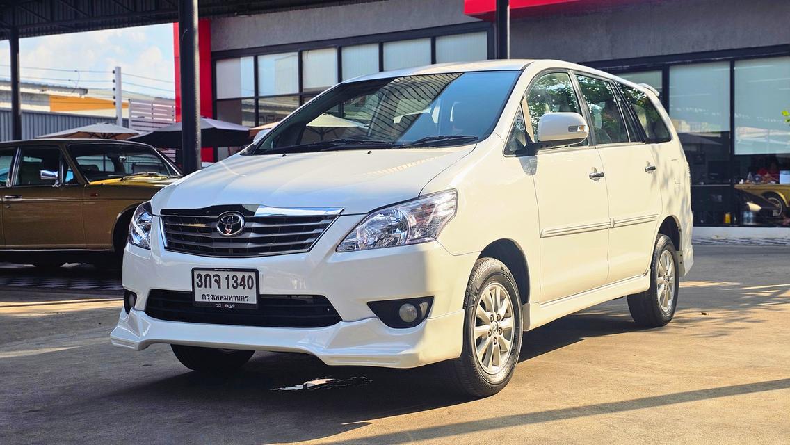 ขายรถ Toyota innova 2.0V ปี 2014 LPG สีขาว เกียร์ออโต้