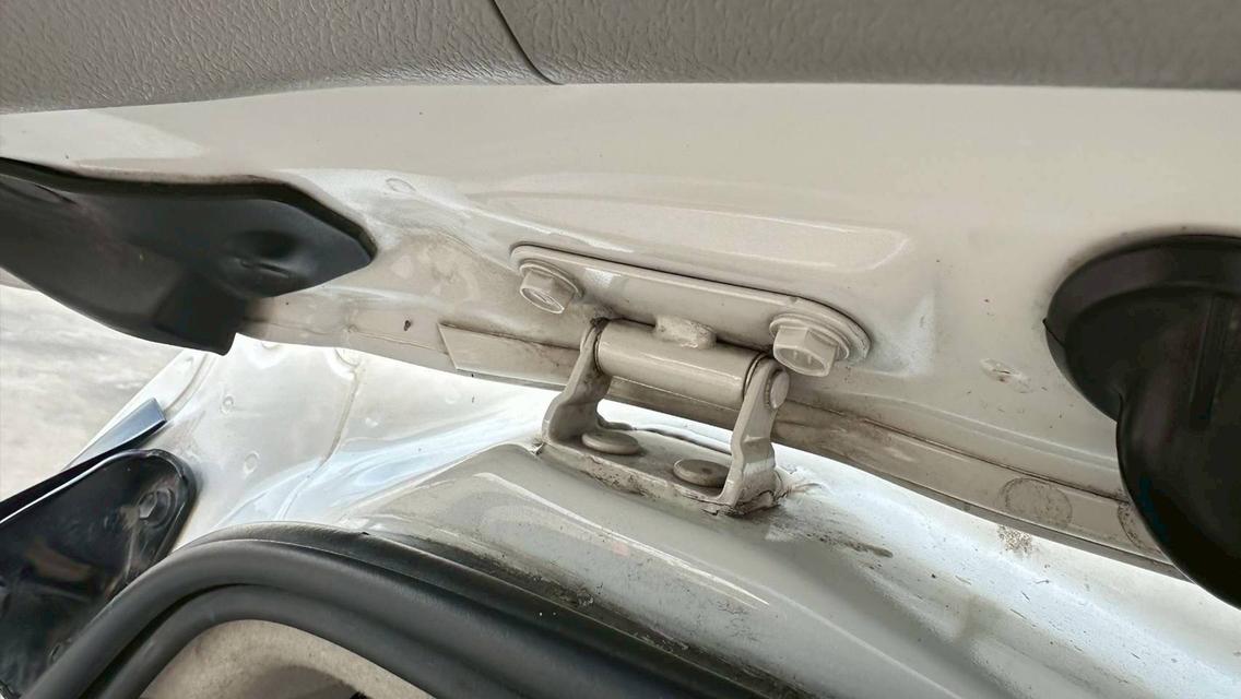 รหัสรถ NP683 Toyota Fortuner 2.4G เกียร์ Auto 2WD สีขาวมุก ปี2019 จด2020 รูปที่ 4