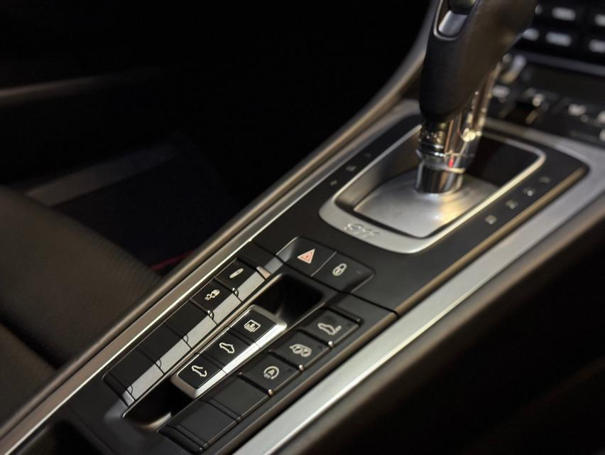 Porsche 991.2  Carrera S ปี 2017 16