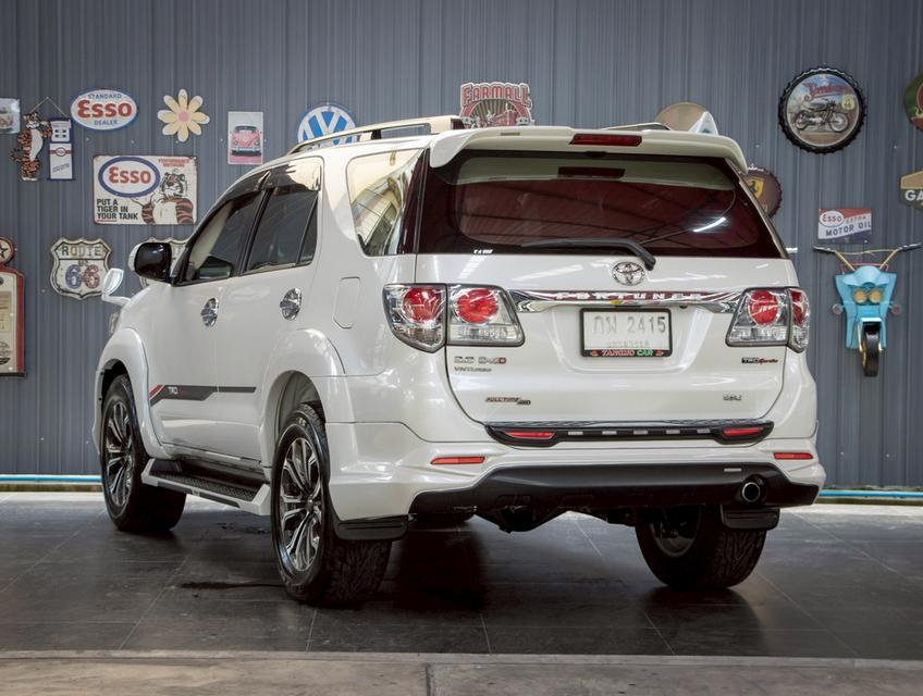 TOYOTA FORTUNER 3.0 TRD Sportivo 4WD ปี2014รถสายลุย สวยดุดัน โคตรคุ้ม 4