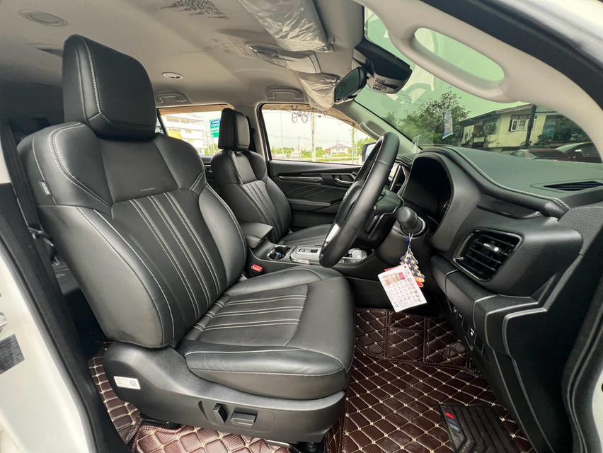 ISUZU MU-X, 1.9 ULTIMATE PHANTOMCOLLECTION โฉม ปี20-ปัจจุบัน สีขาว ปี2023เกียร์ออโต้ เครื่องดีเซล รูปที่ 10